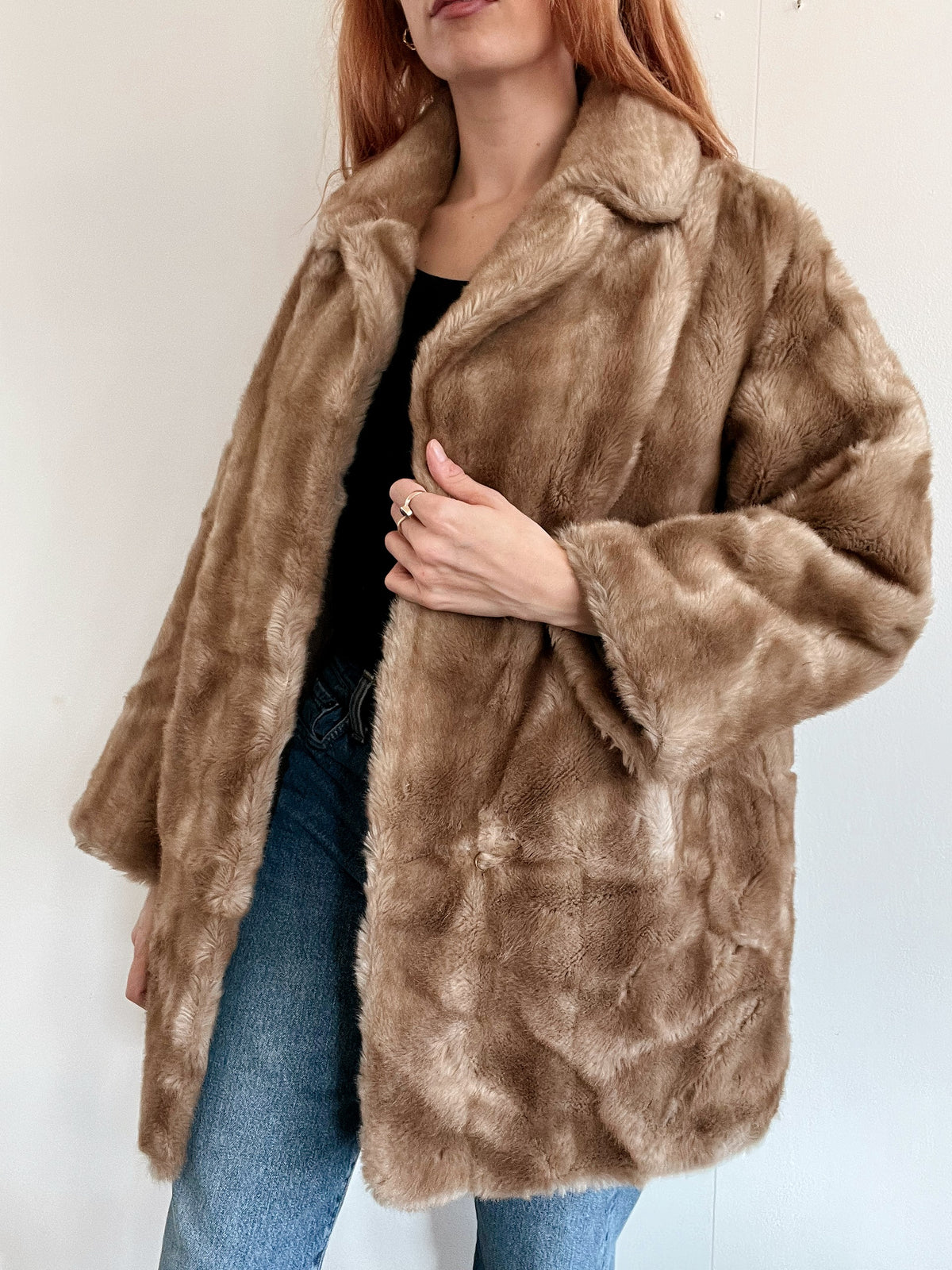 Manteau vintage taupe/beige en fausse fourrure M