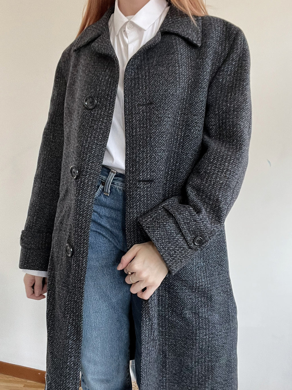 Grauer Vintage-Wollmantel M/L
