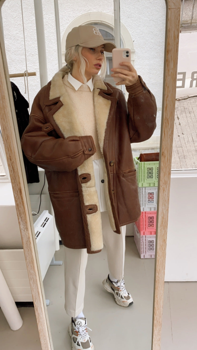 Manteau brun mouton retourné blanc cassé oversized XL