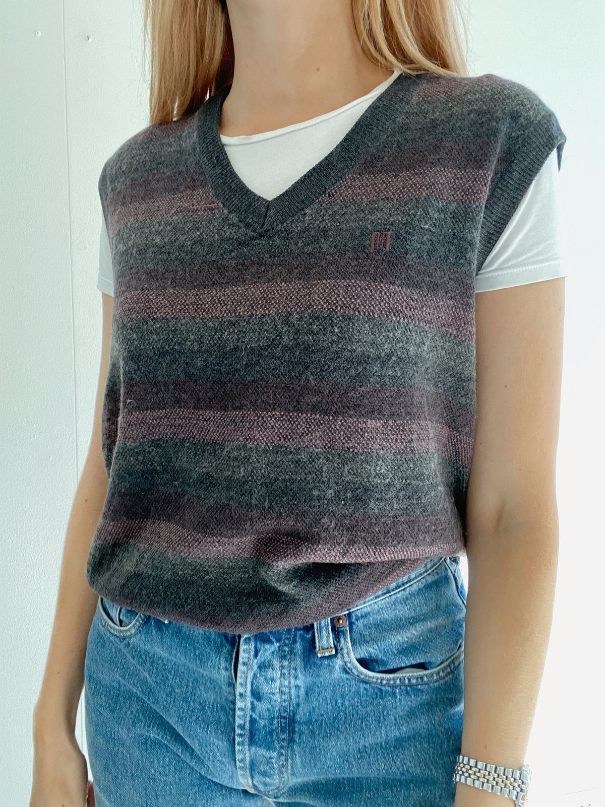 Gilet vintage sans manche en laine gris et violet
