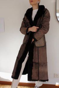 Long Manteau 90s en cuir brun et fourrure intérieure M