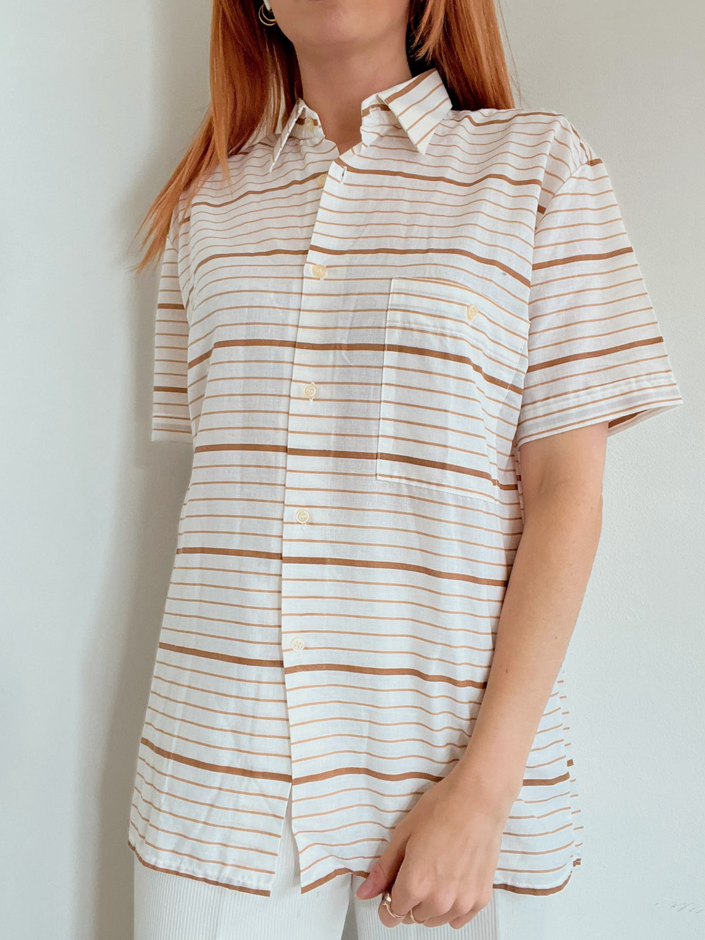 Chemise vintage beige et blanche rayée M