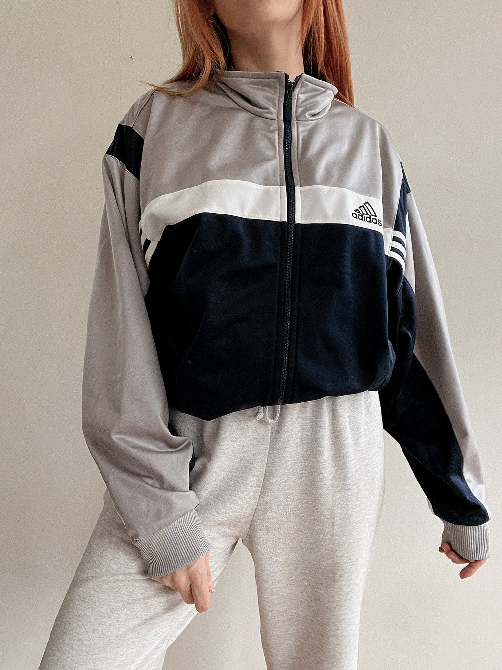 Veste de jogging vintage grise et noire Adidas L