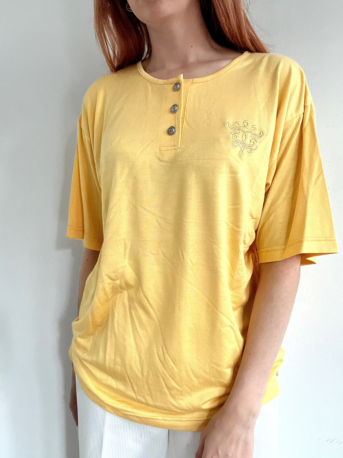 Vintage kanariengelbes besticktes T-Shirt L