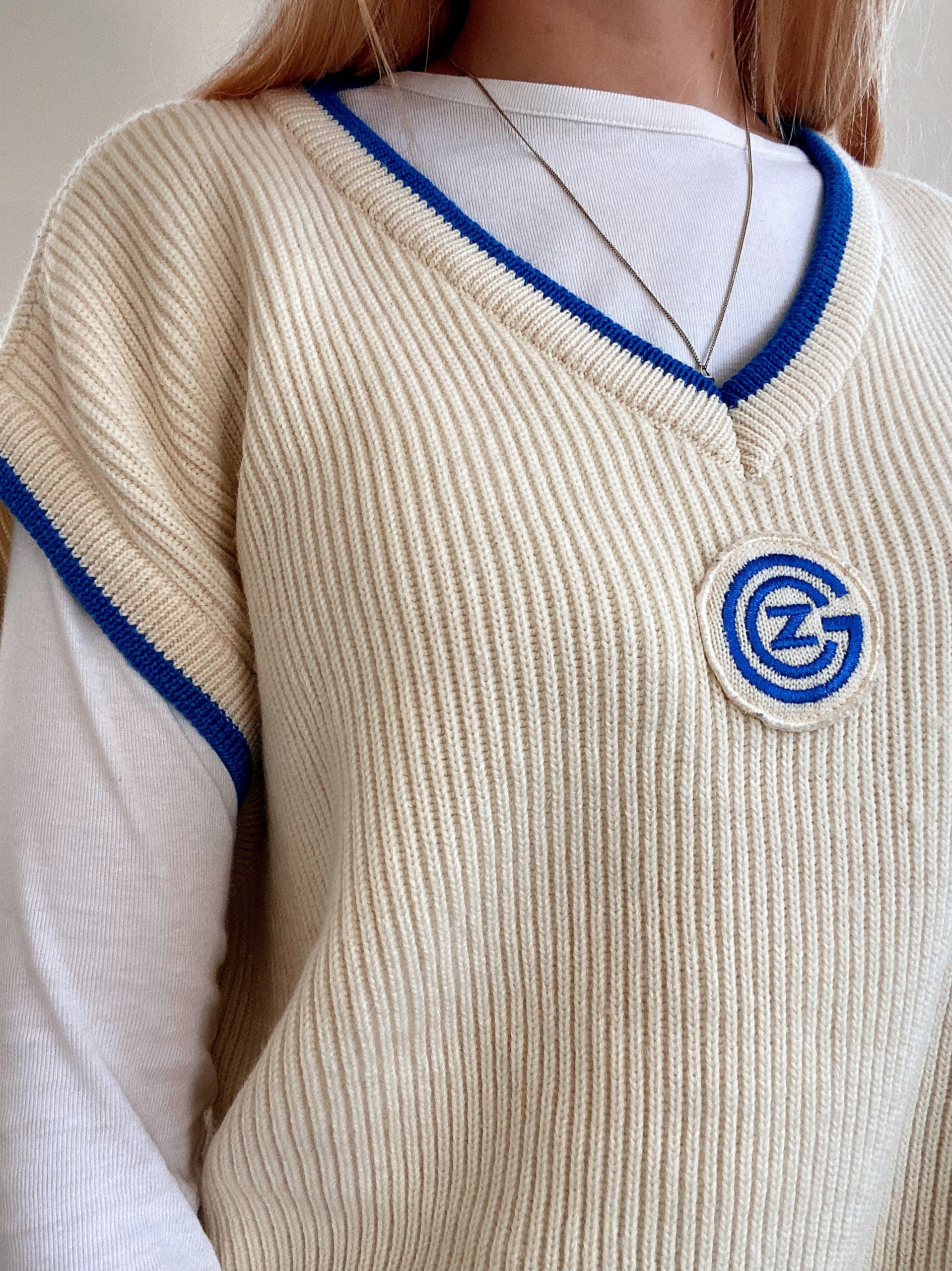 Gilet vintage sans manche blanc cassé et bleu
