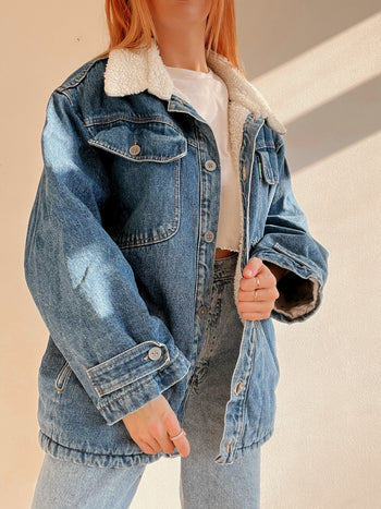 Vintage blaue Jeansjacke mit Schaffell-Innenseite L