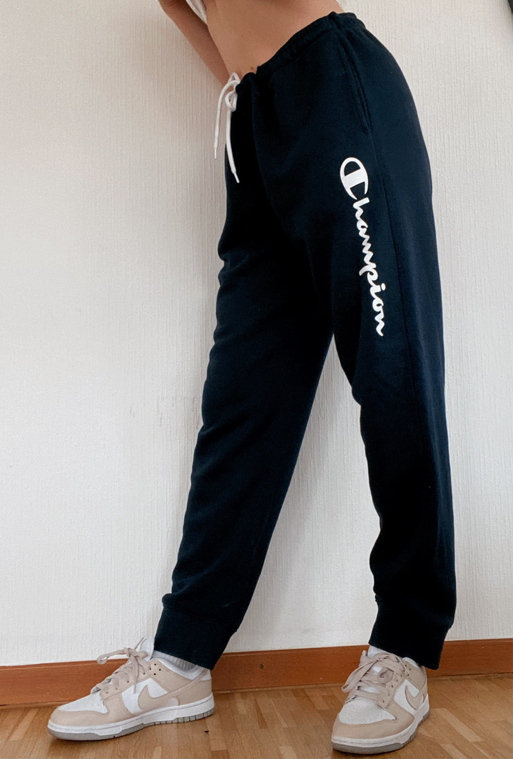 Champion XL dunkelblaue Jogginghose