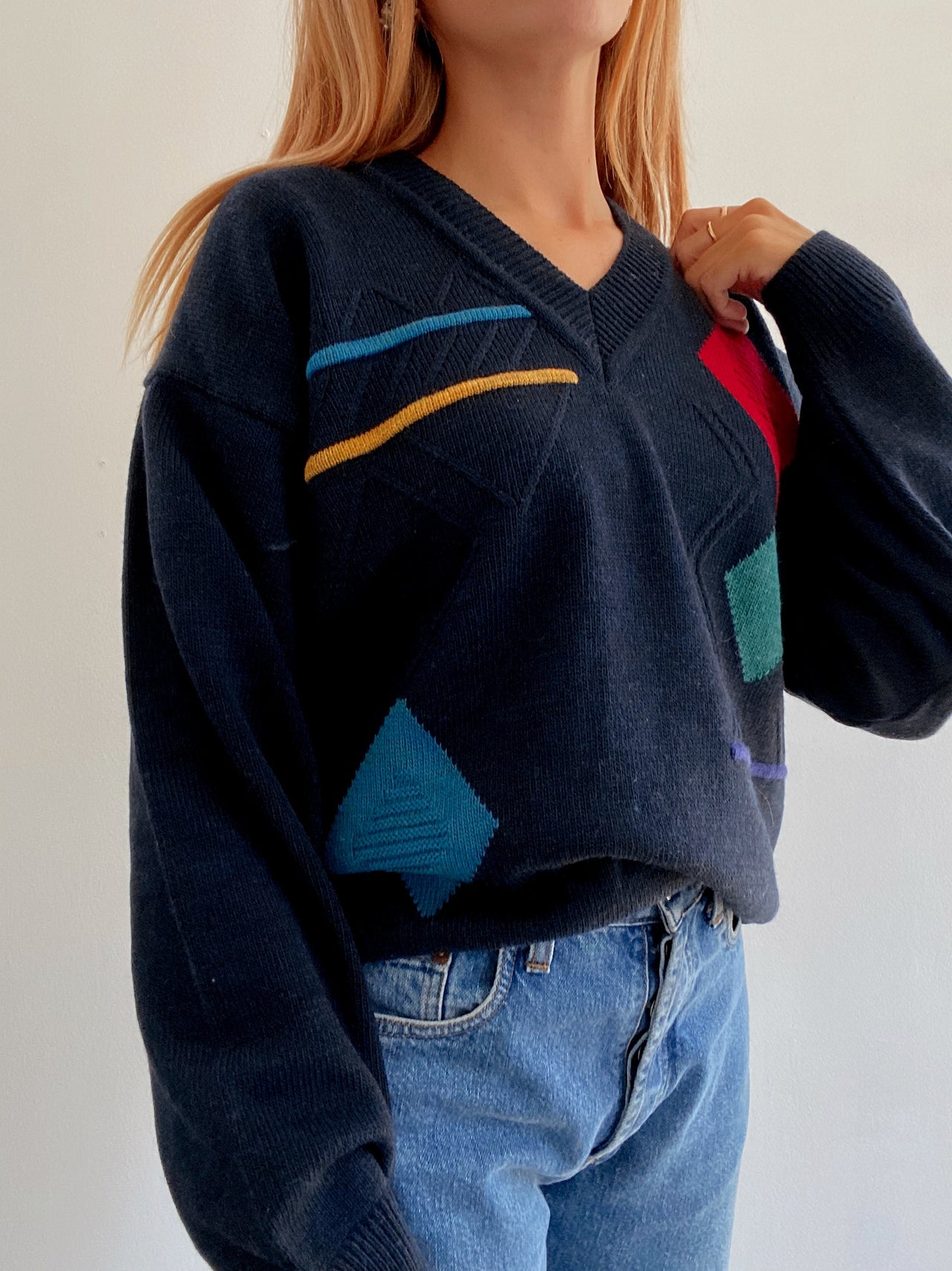 Pull vintage en laine bleu foncé et rouge  L