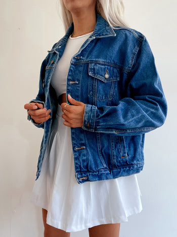 Blaue Vintage-Jeansjacke