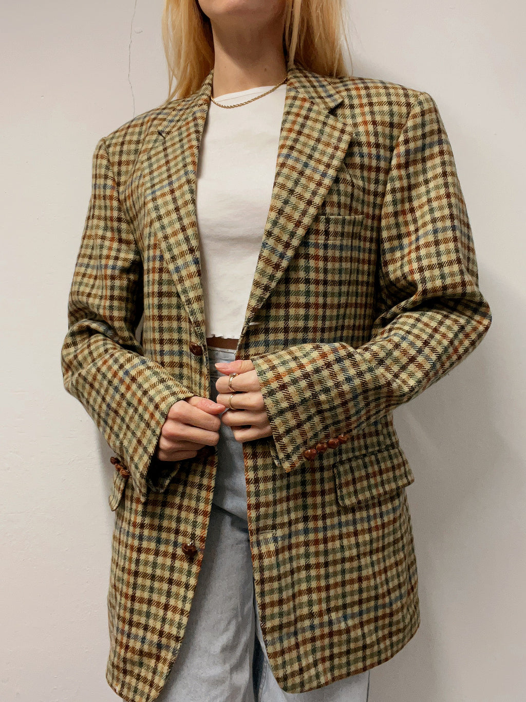 White and blue jacket with orange collar Adidas XL