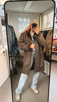 Taupe/brauner Lammfellmantel Curi außen M/L 
