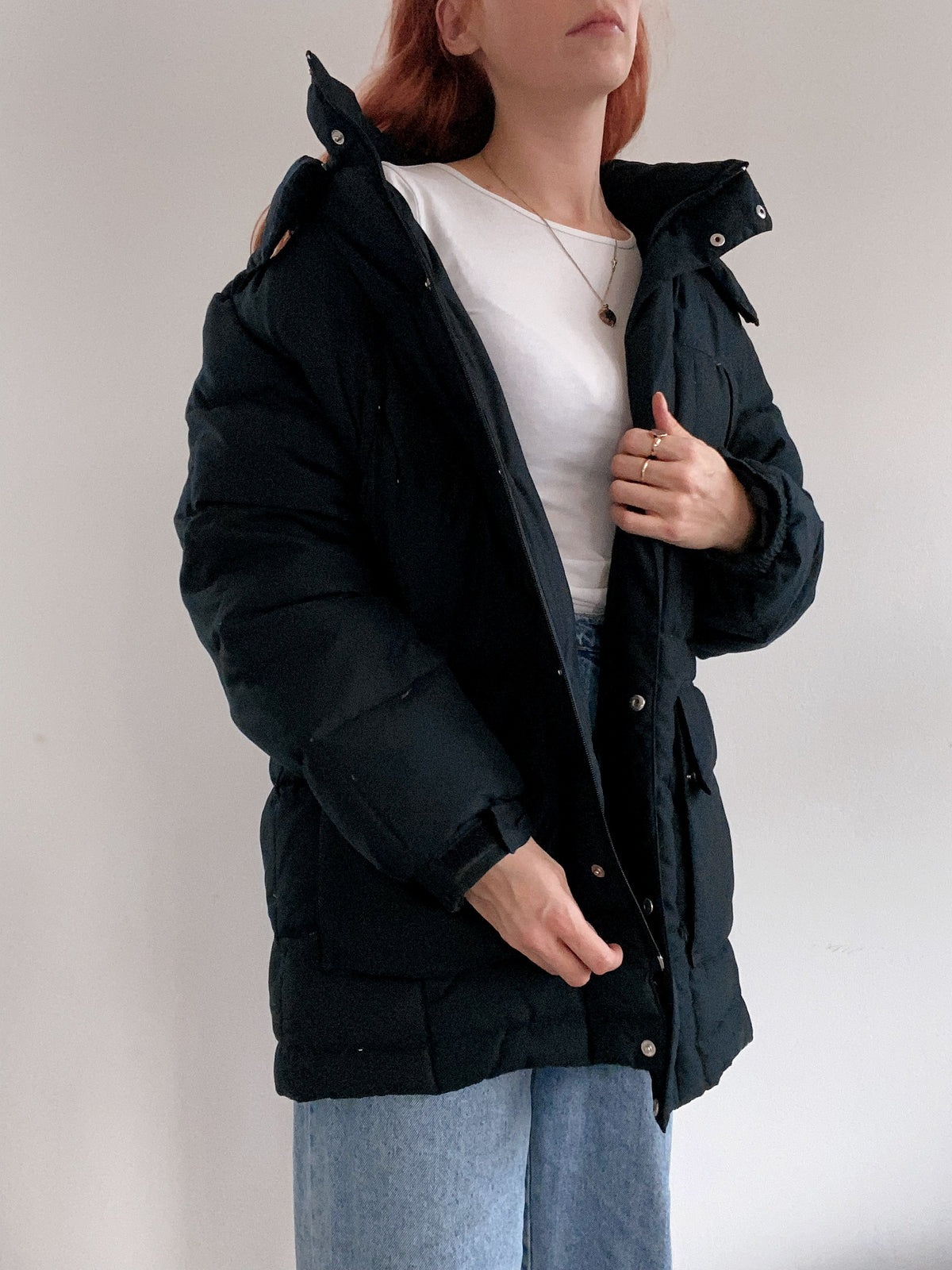 Vintage schwarze Daunenjacke mit Kapuze L 