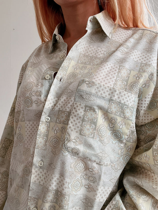 Chemise vintage 80’s 90’s beige à motifs