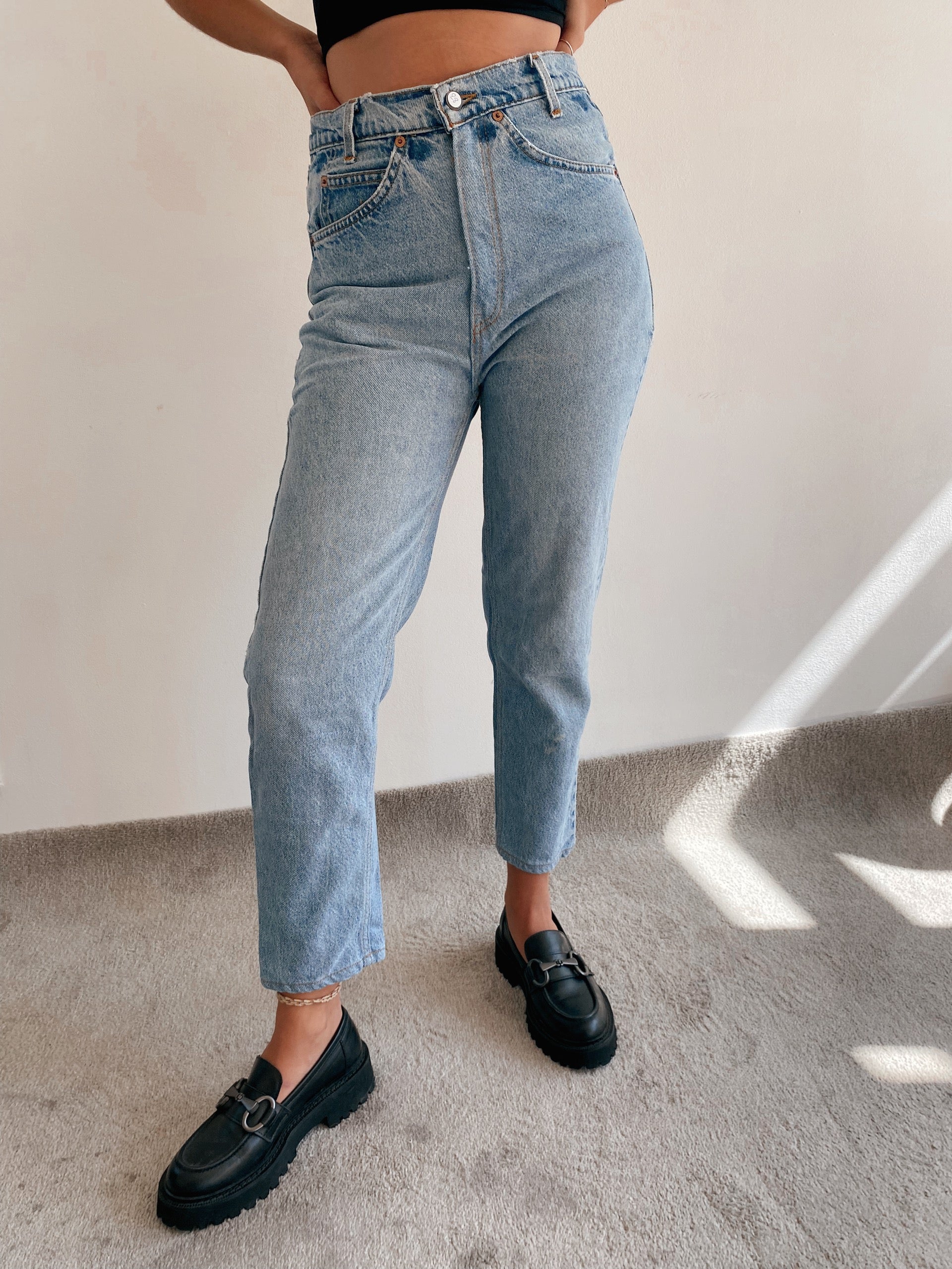 Levi's 559 hellblaue Jeanshose W28