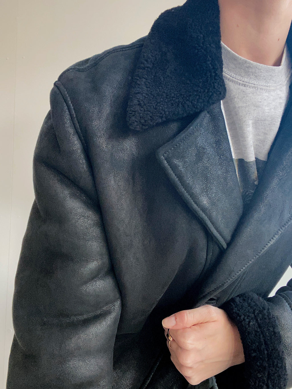 Manteau en mouton retourné noir