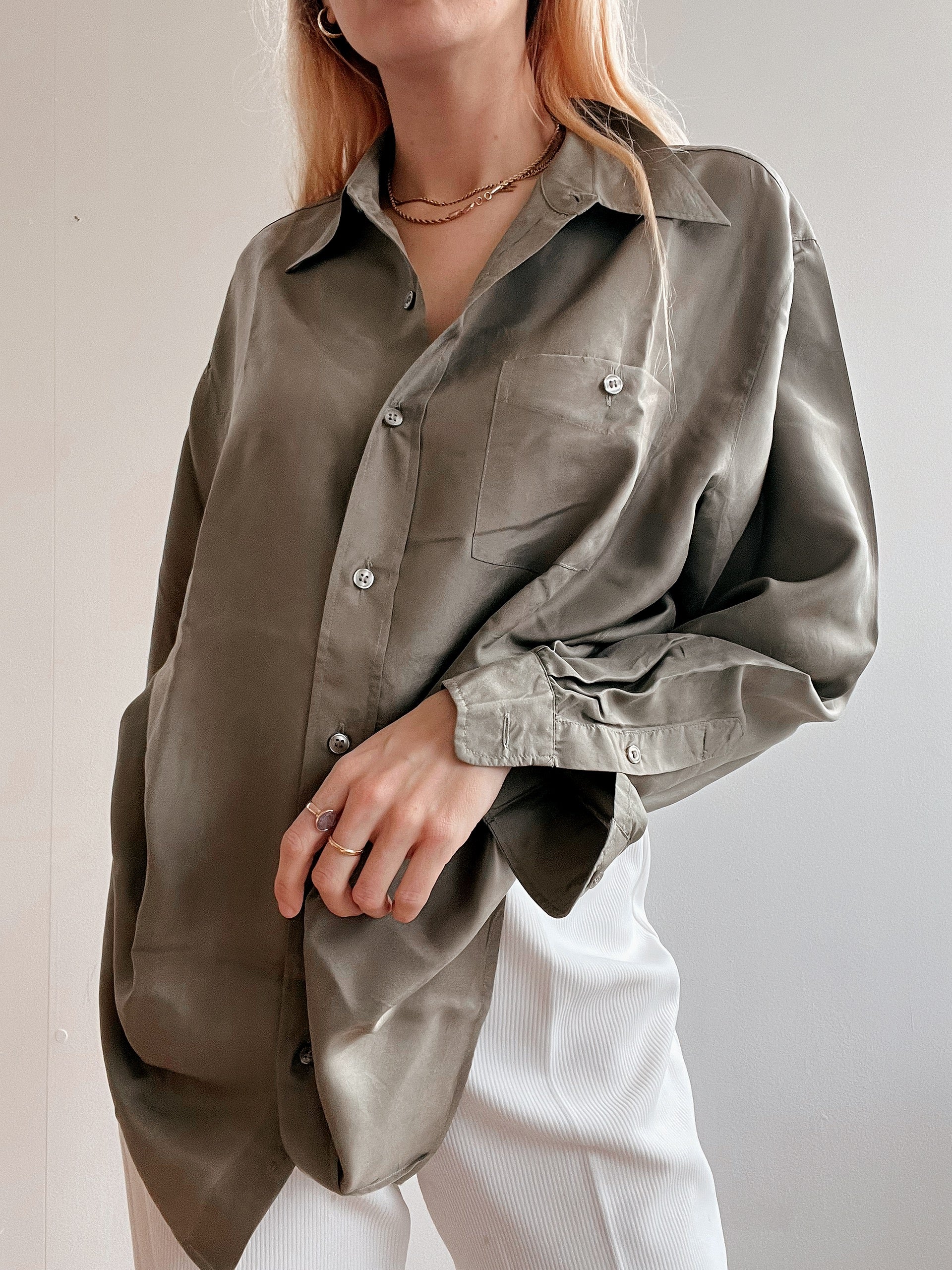 Chemise Vintage 80/90s en soie khaki L