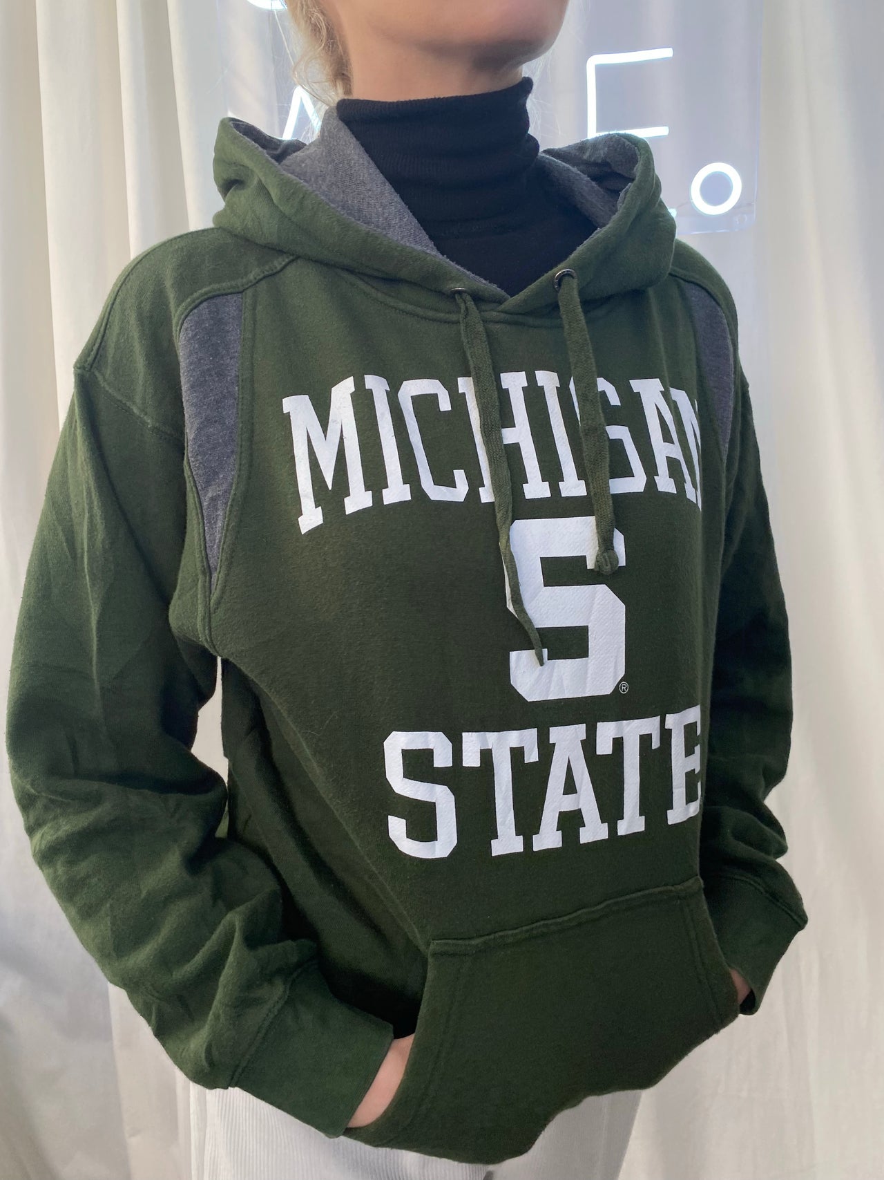 Pull USA à capuche vert khaki  "Michigan" S