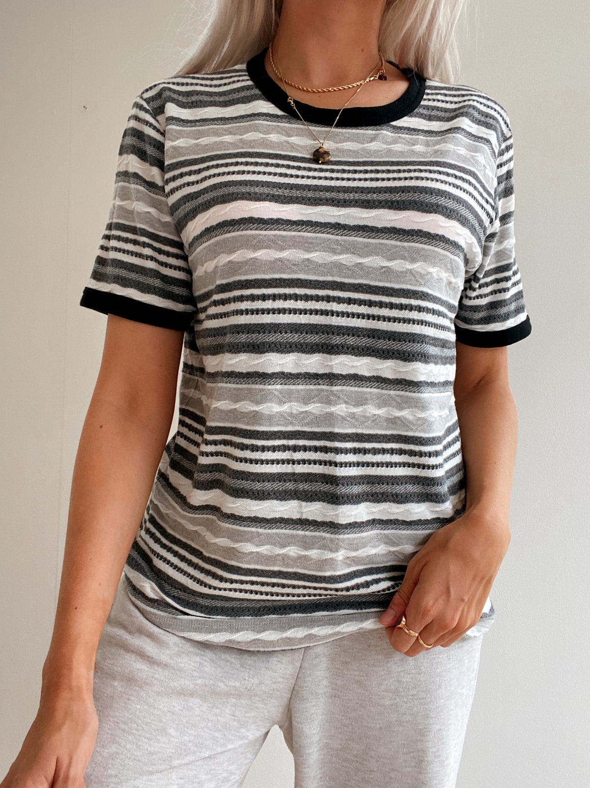 Nike XL black/white stripe jogging pants