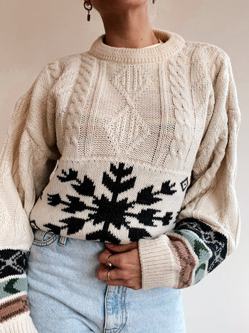 Blue knit turtleneck sweater with beige patterns M