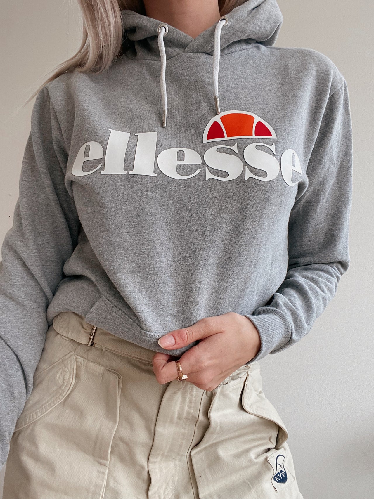 Pull gris à capuche Ellesse M