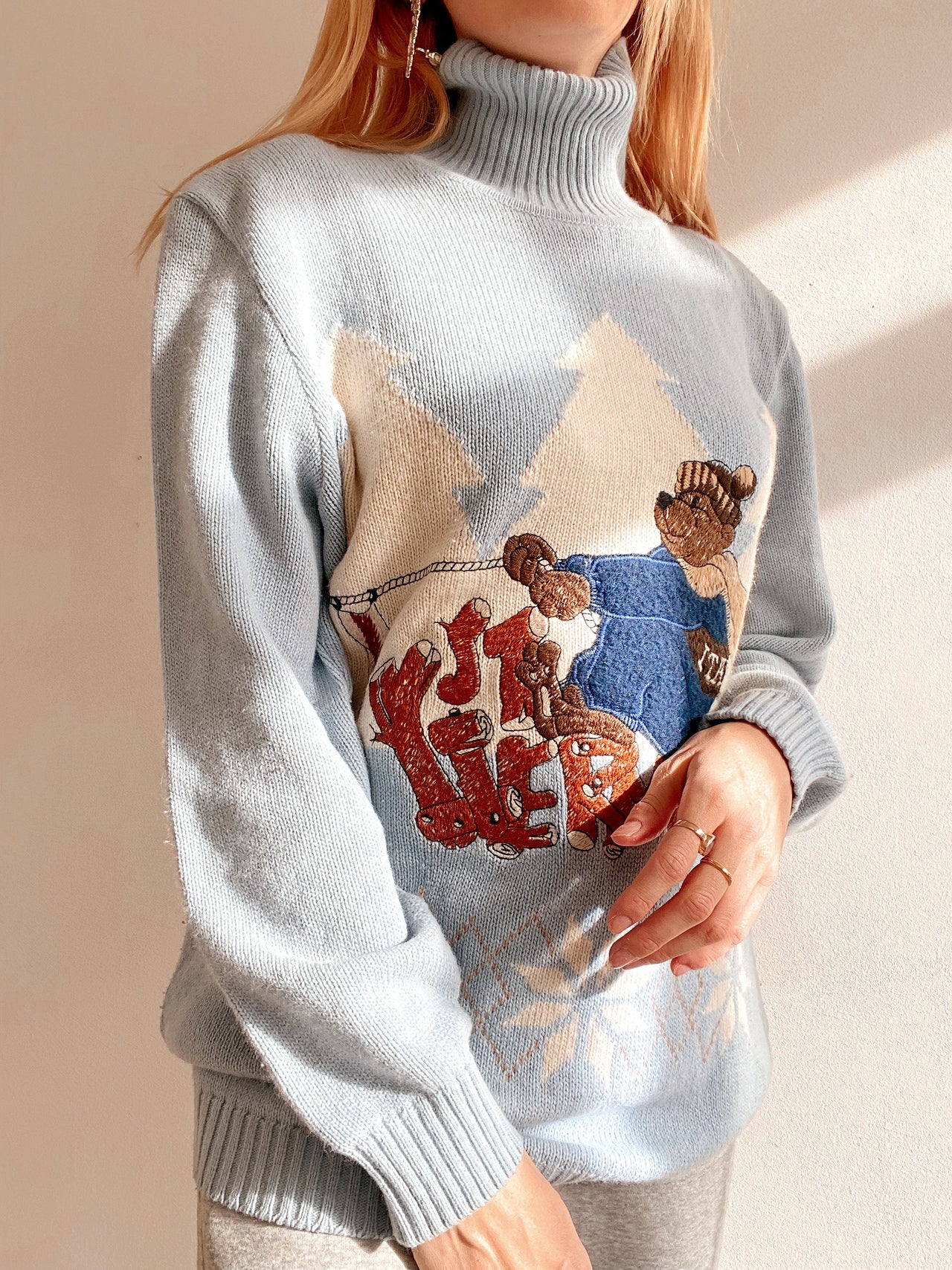 Pull vintage de Noël brodé bleu ciel L