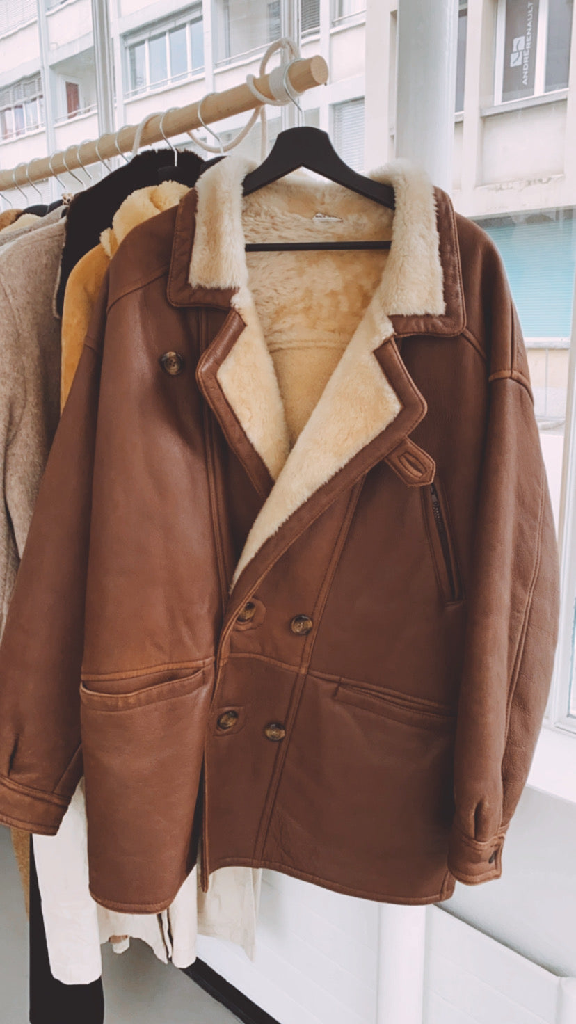 Manteau brun mouton retourné blanc cassé oversized XL
