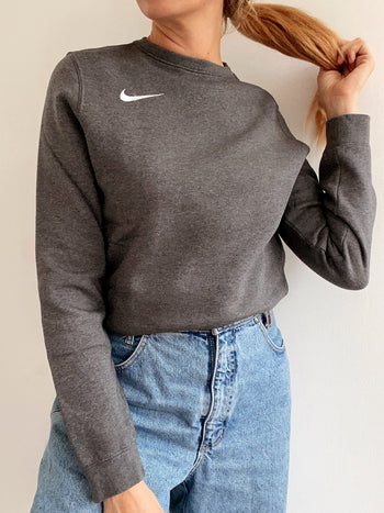 Dunkelgrauer Nike S-Pullover