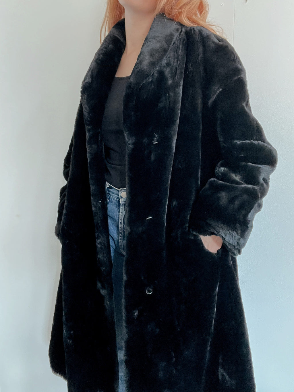Vintage schwarzer Kunstpelzmantel M