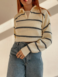 Vintage cremefarbener und dunkelblauer Strickpullover M