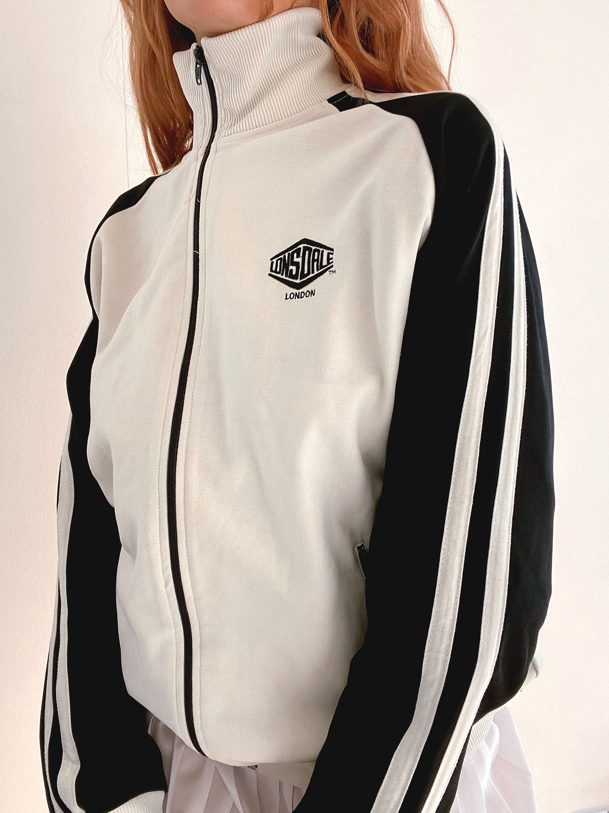 Nike XL black/white stripe jogging pants
