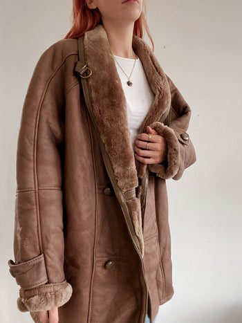 Manteau en mouton retourné cuir brun intérieur brun/taupe