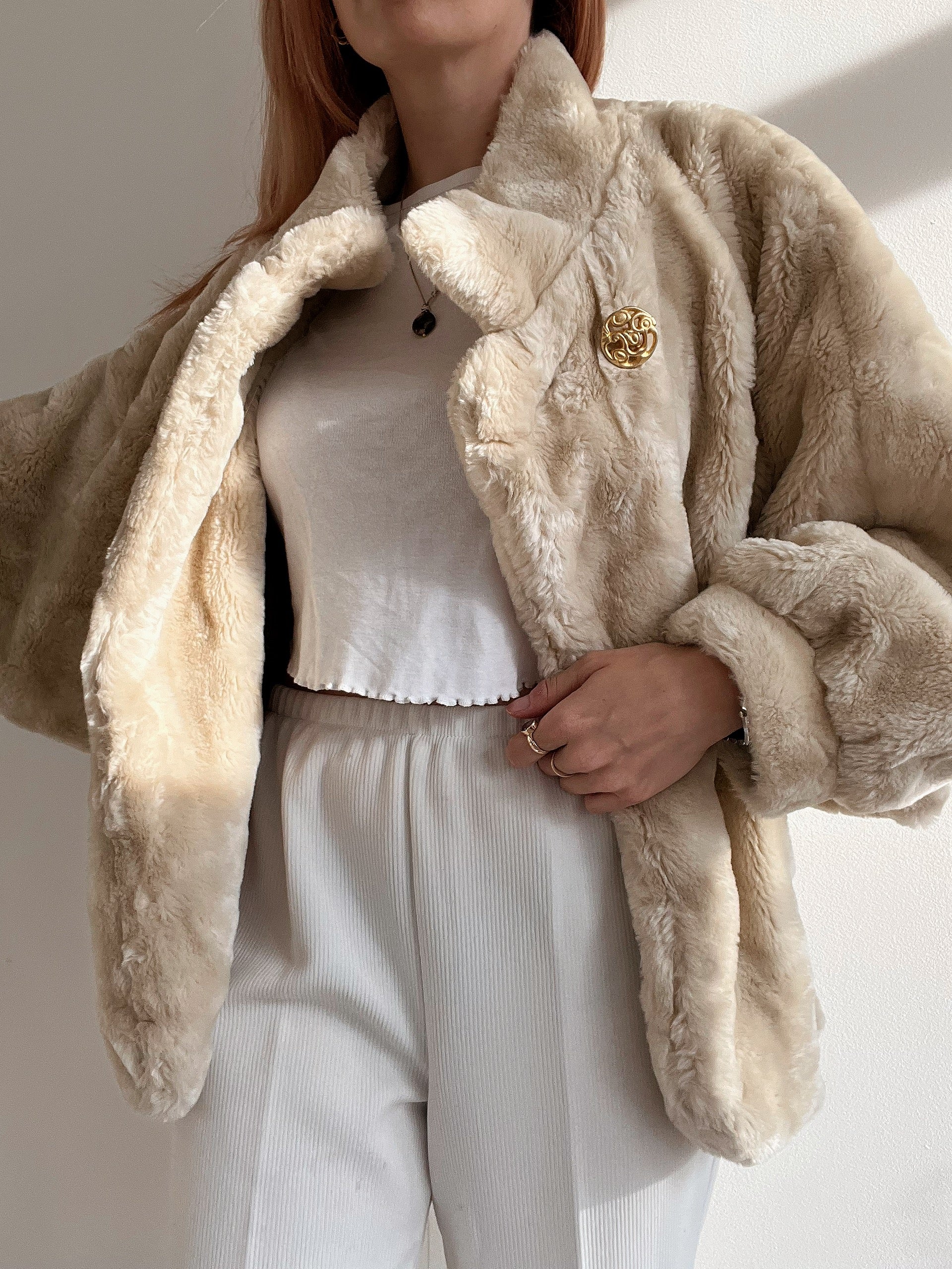 Veste vintage blanc cassé en fausse fourrure oversized S fripsquare
