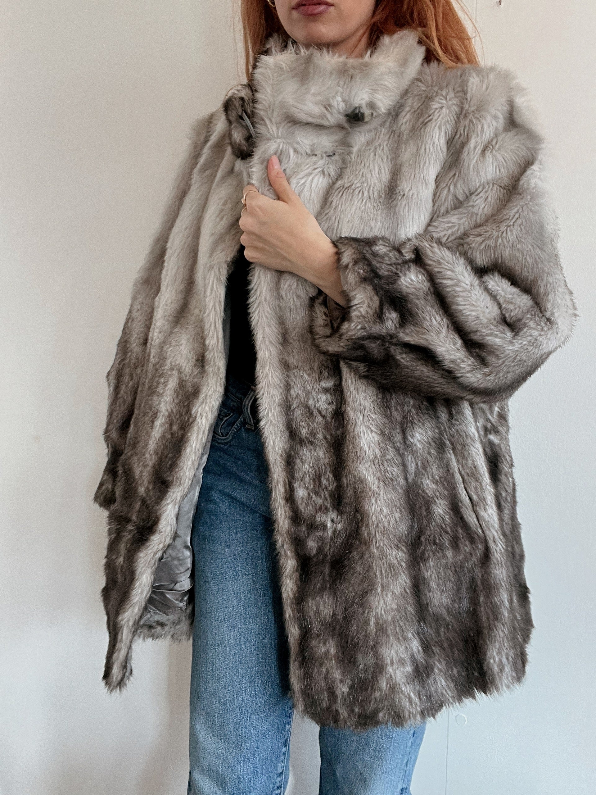 Veste vintage grise en fausse fourrure yéti M