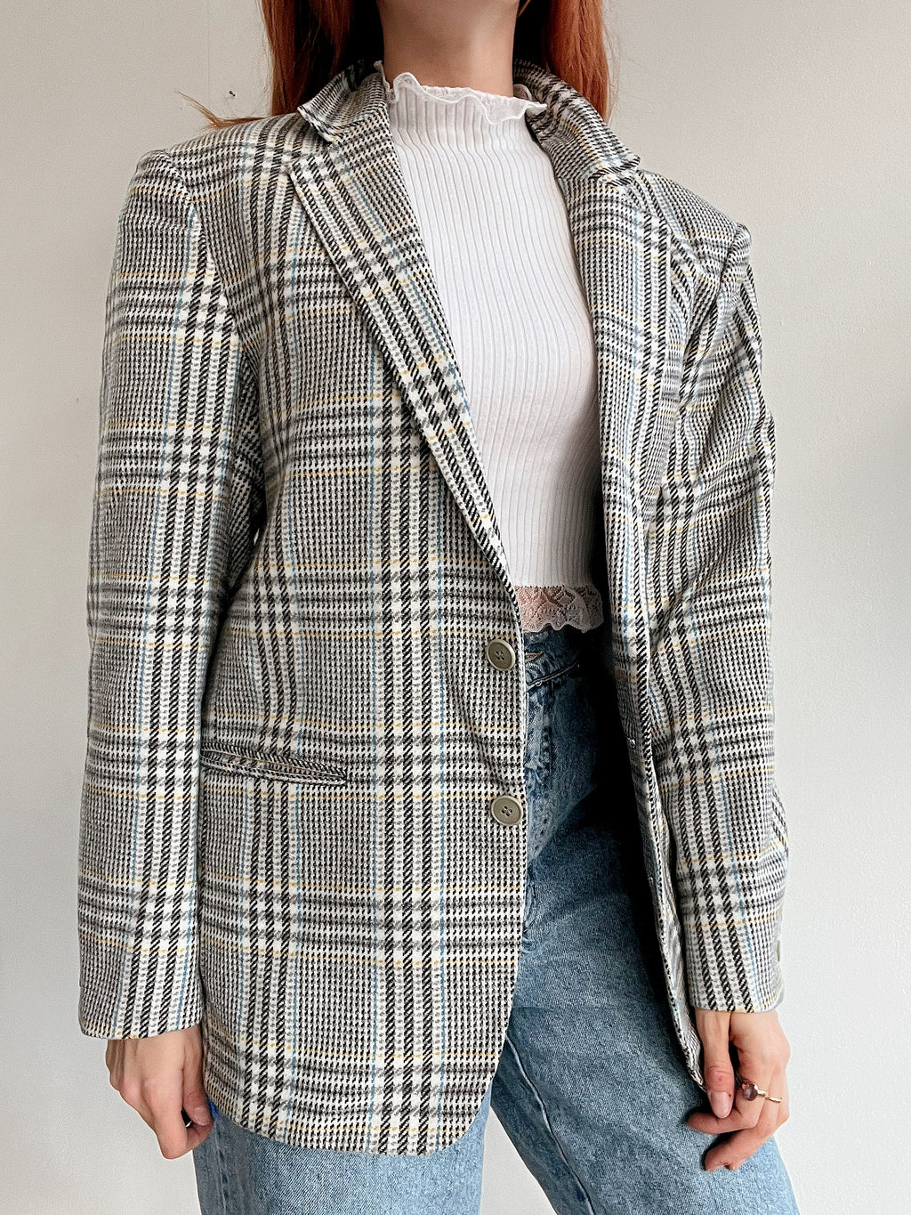 White and blue jacket with orange collar Adidas XL