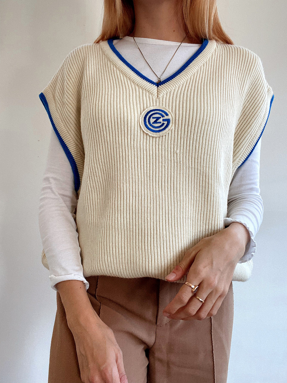 Gilet vintage sans manche blanc cassé et bleu