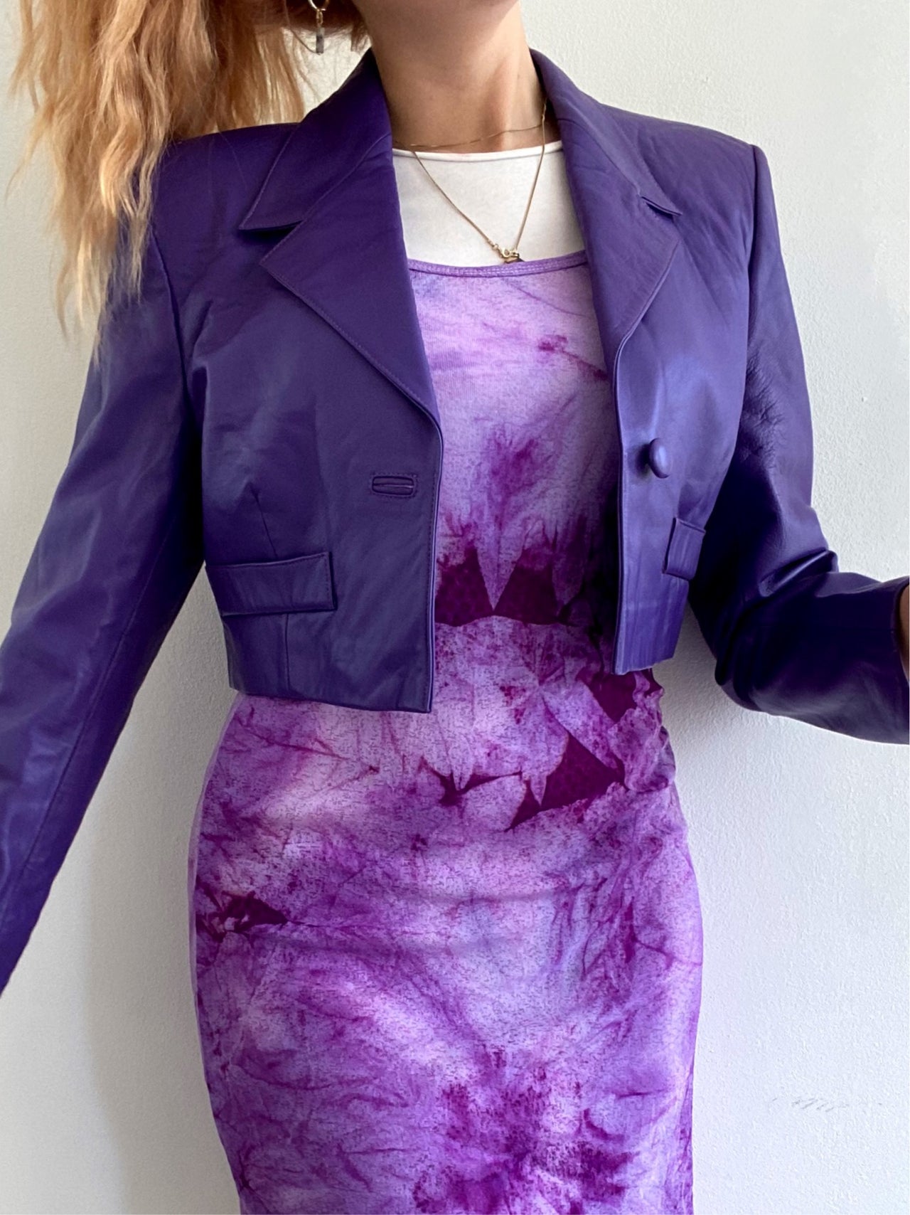 Veste courte vintage en cuir violette S