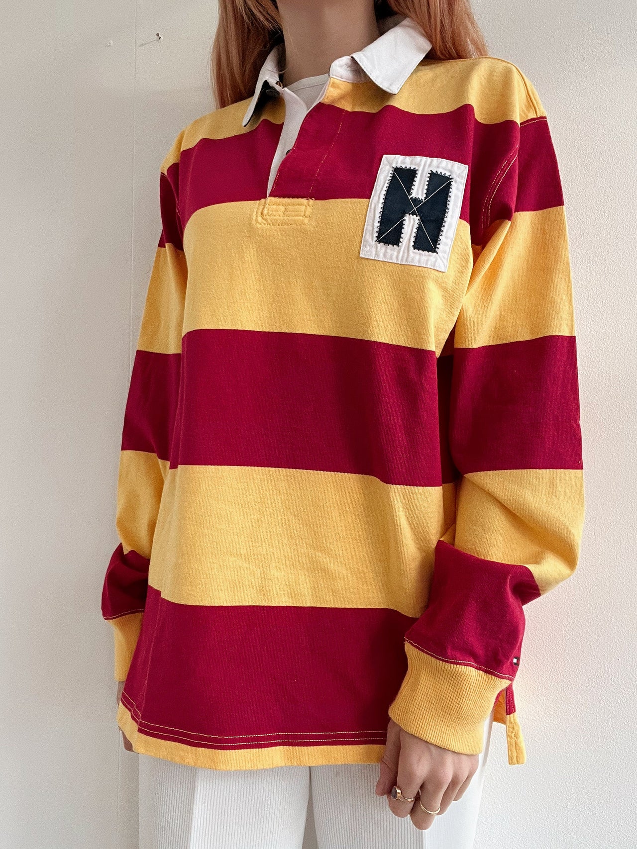 Amerikanischer Polopullover Gelb und Rot Tommy Hilfiger L