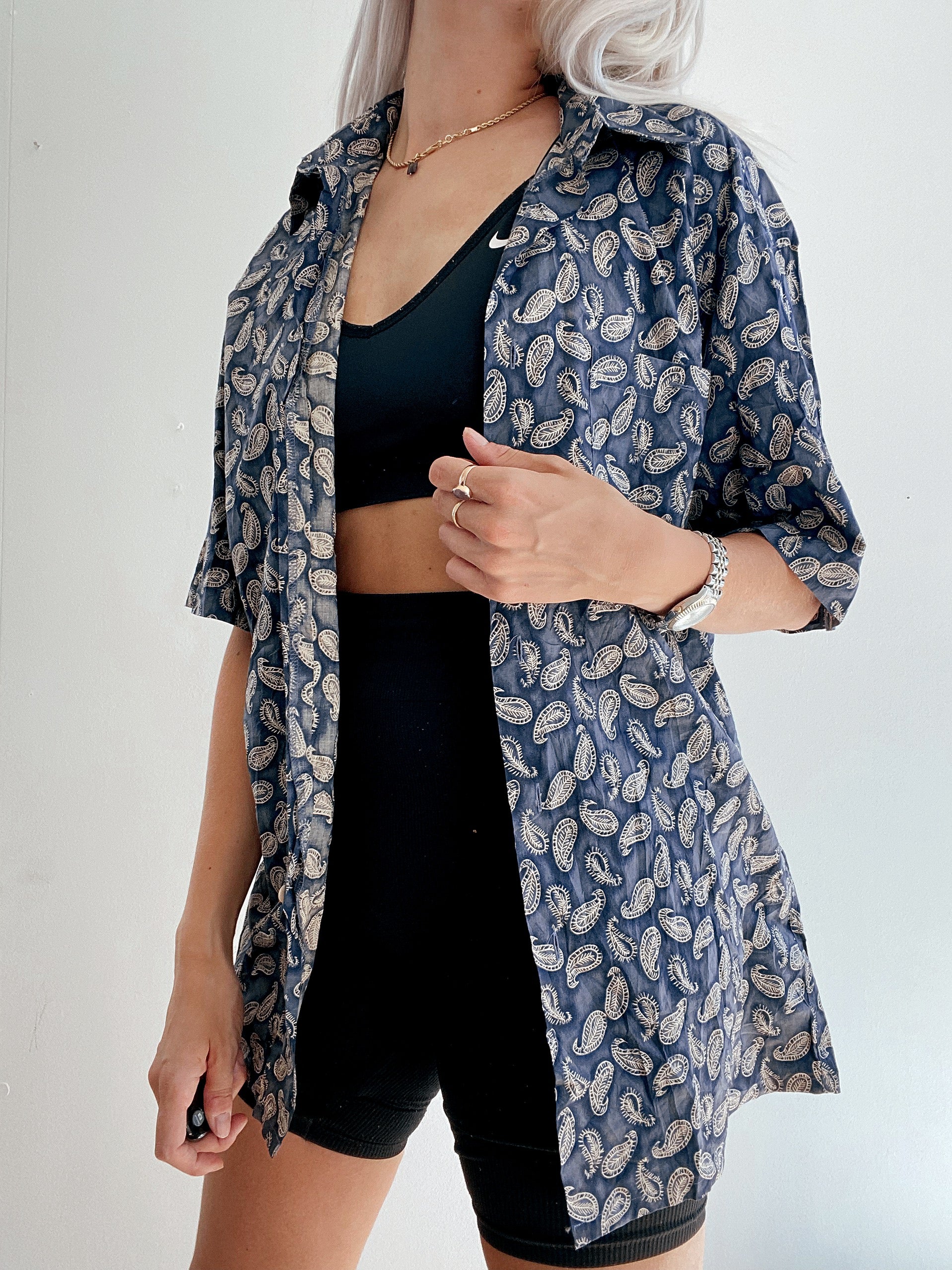 Chemise vintage 80’s 90’s bleue à motifs M
