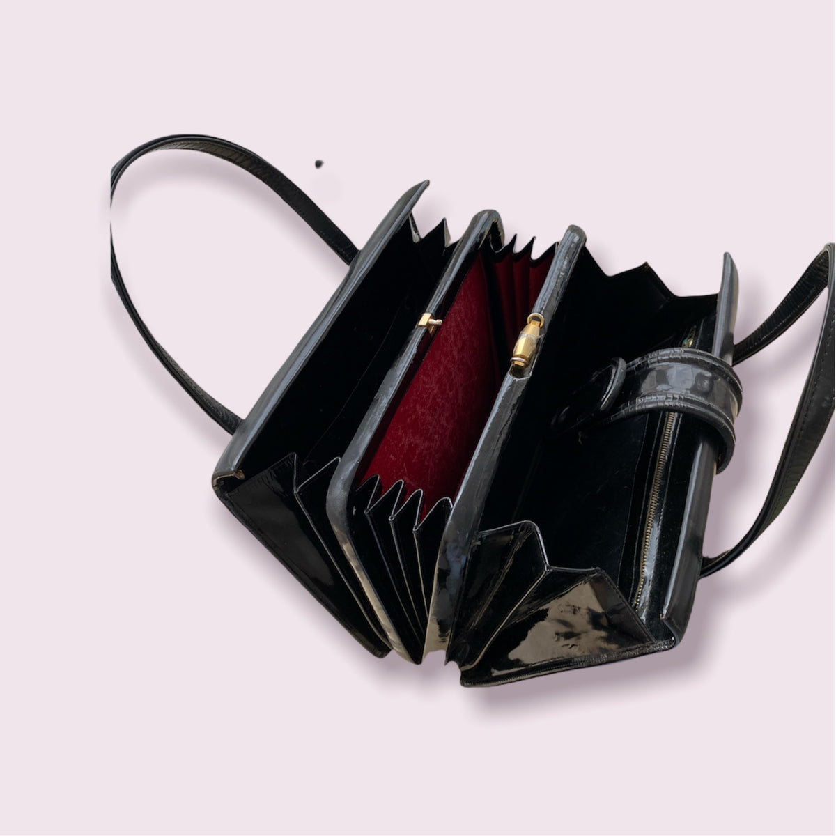 Petit sac à main noir vintage rigide