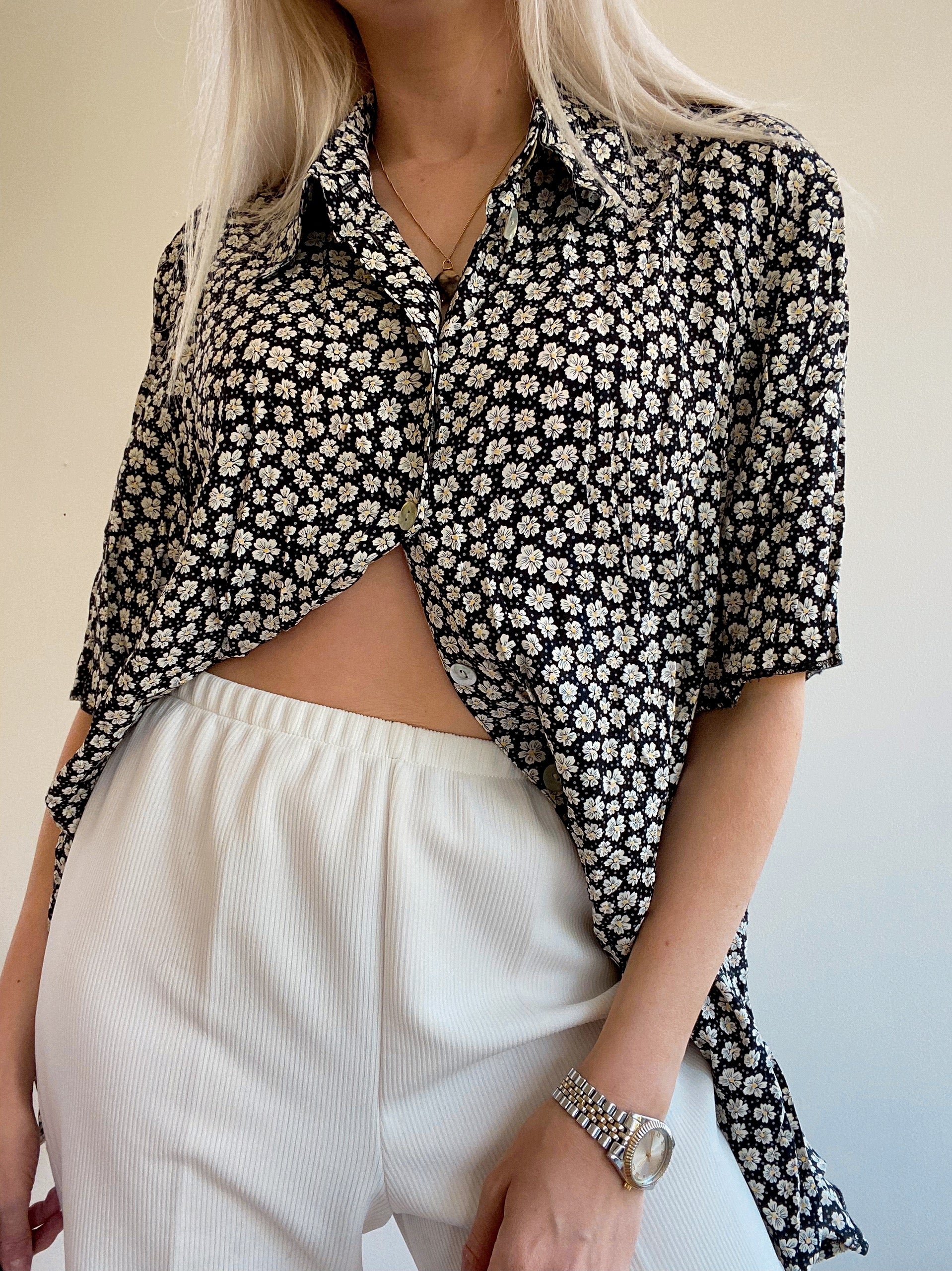 Chemise Vintage 80/90s à fleurs noires et blanches