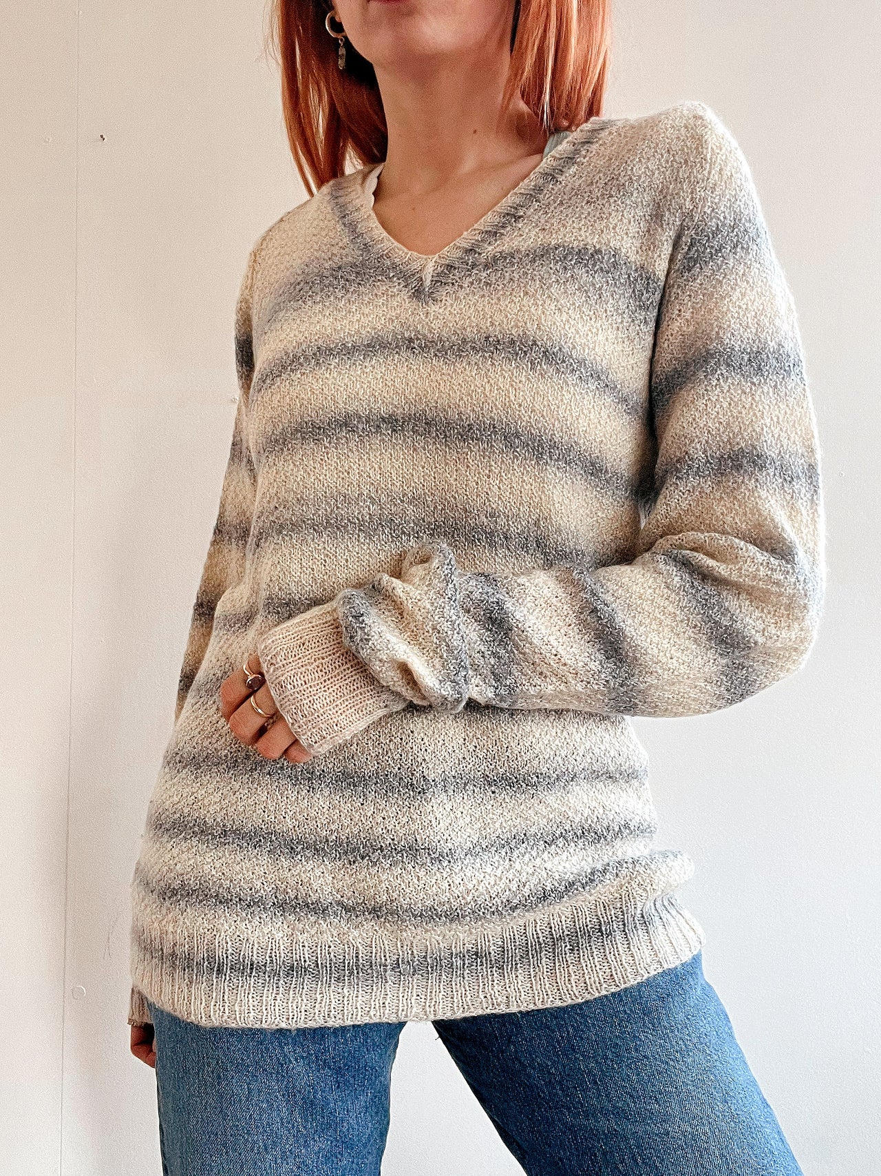 Pull vintage en maille  beige et gris M