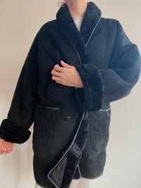 Manteau en mouton retourné noir