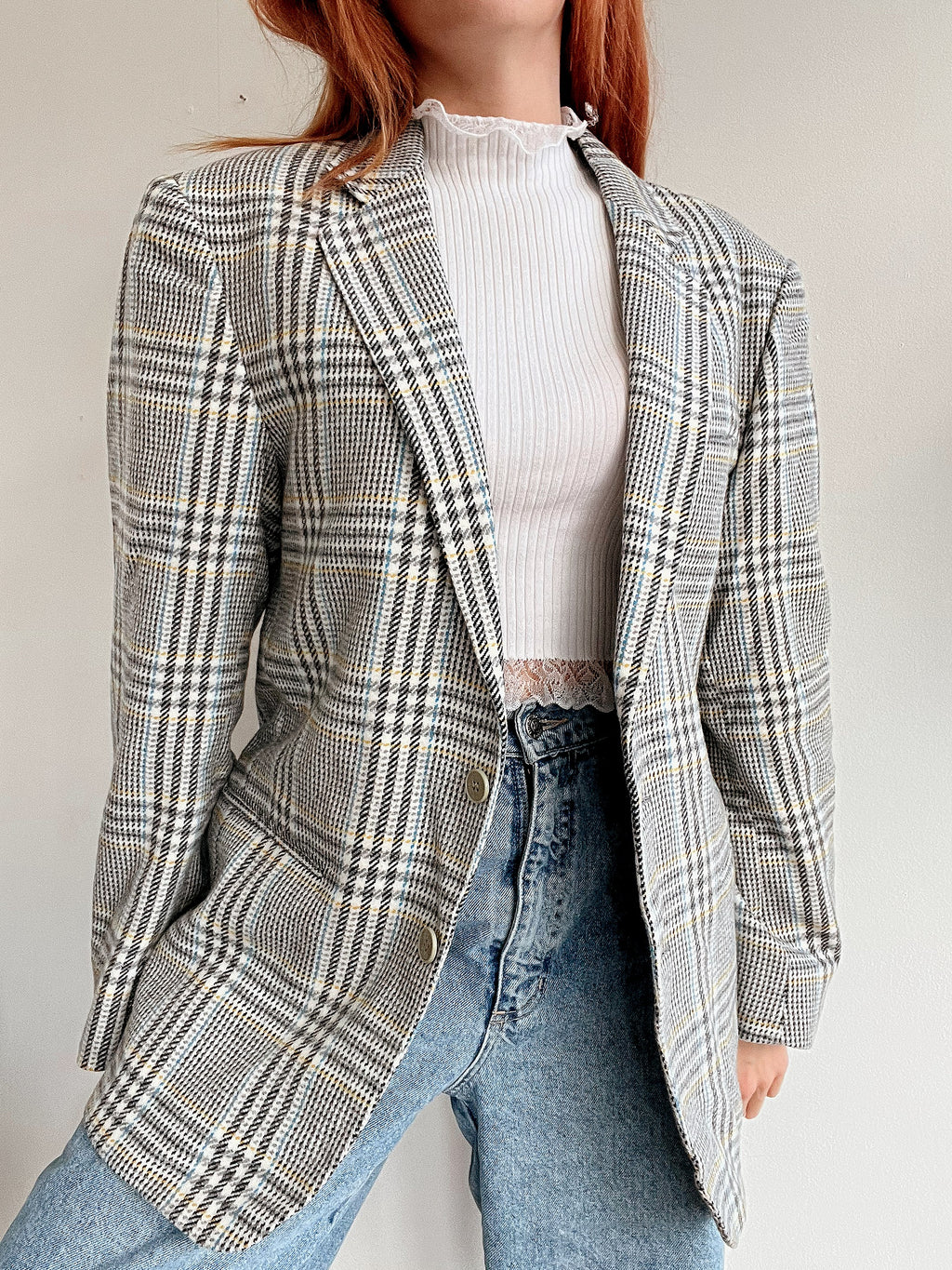 White and blue jacket with orange collar Adidas XL