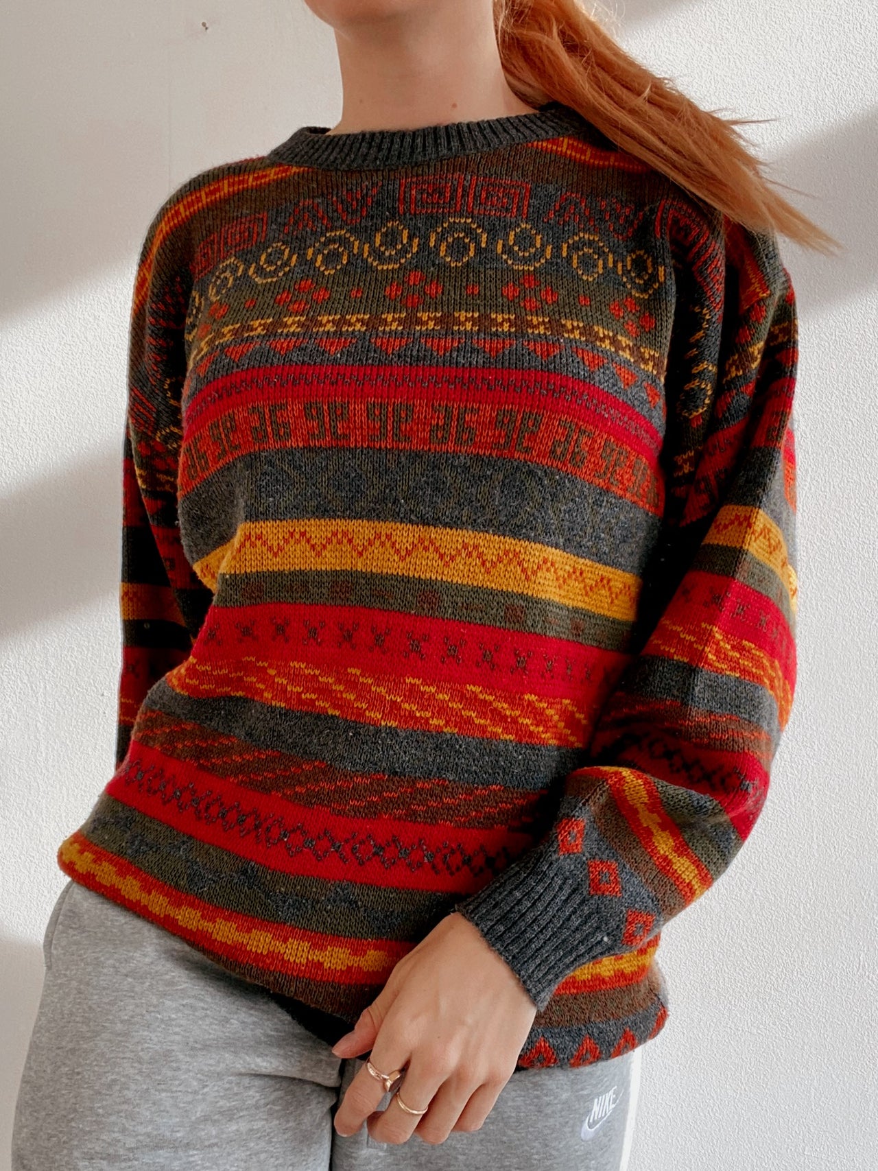 Pull vintage en laine gris et orange