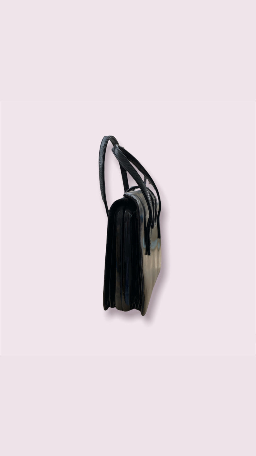 Kleine schwarze Vintage-Handtasche