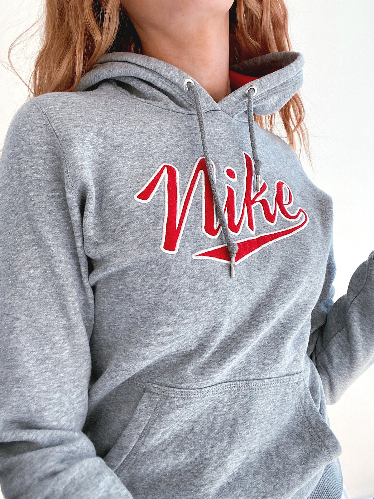 Nike S Vintage grau bestickter Pullover