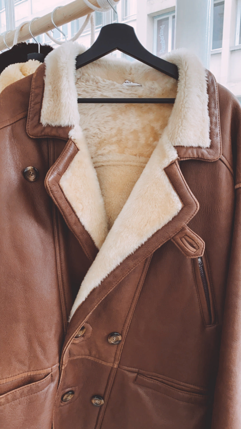 Manteau brun mouton retourné blanc cassé oversized XL