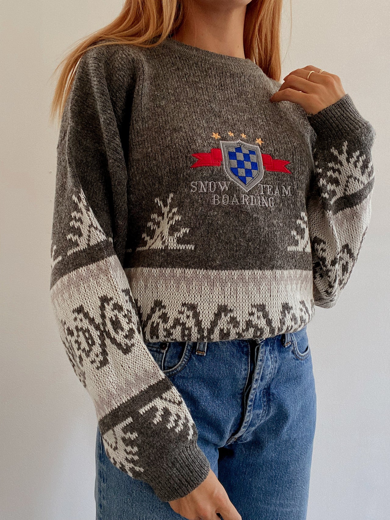 Pull vintage en laine Gris et rouge M