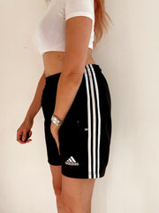 Vintage schwarze Shorts Adidas M