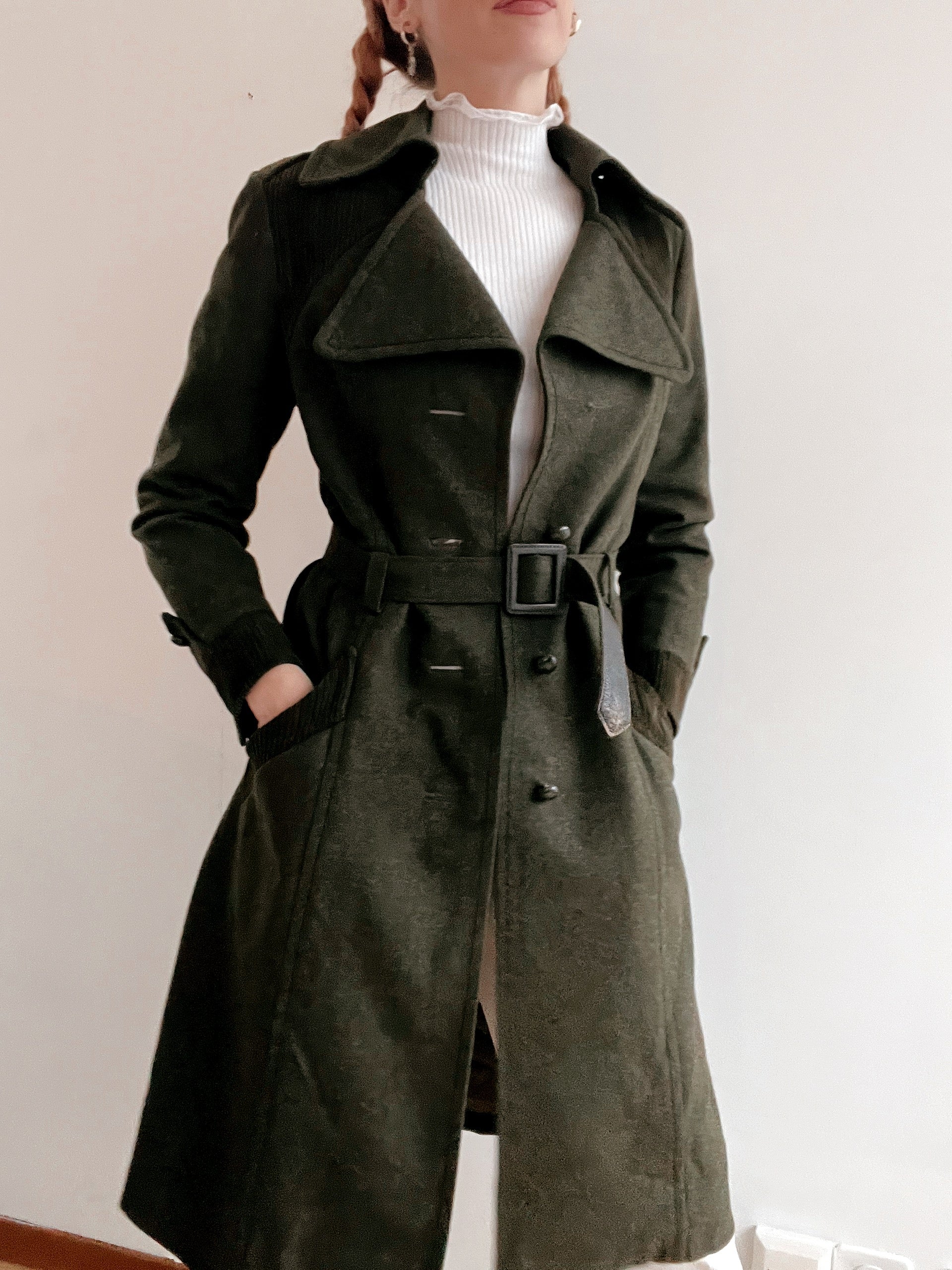 Vintage Khaki-Wollmantel S/M